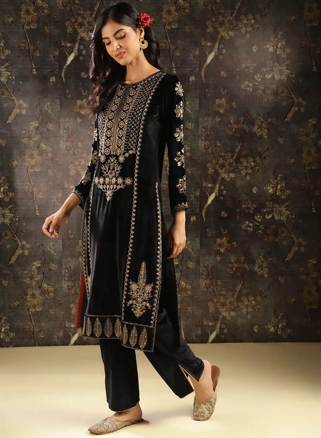 Black Heavily Embroidered Party-wear Velvet Kurta