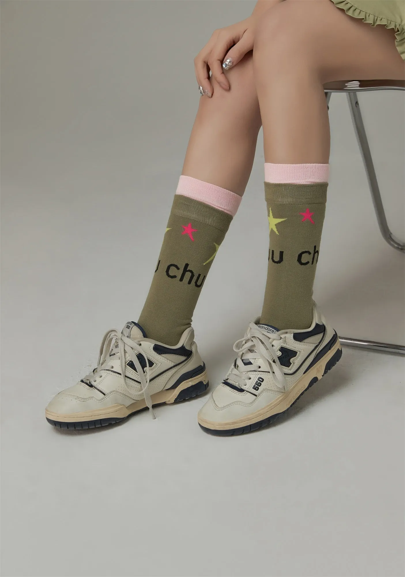 Chuu Logo Star Color Socks