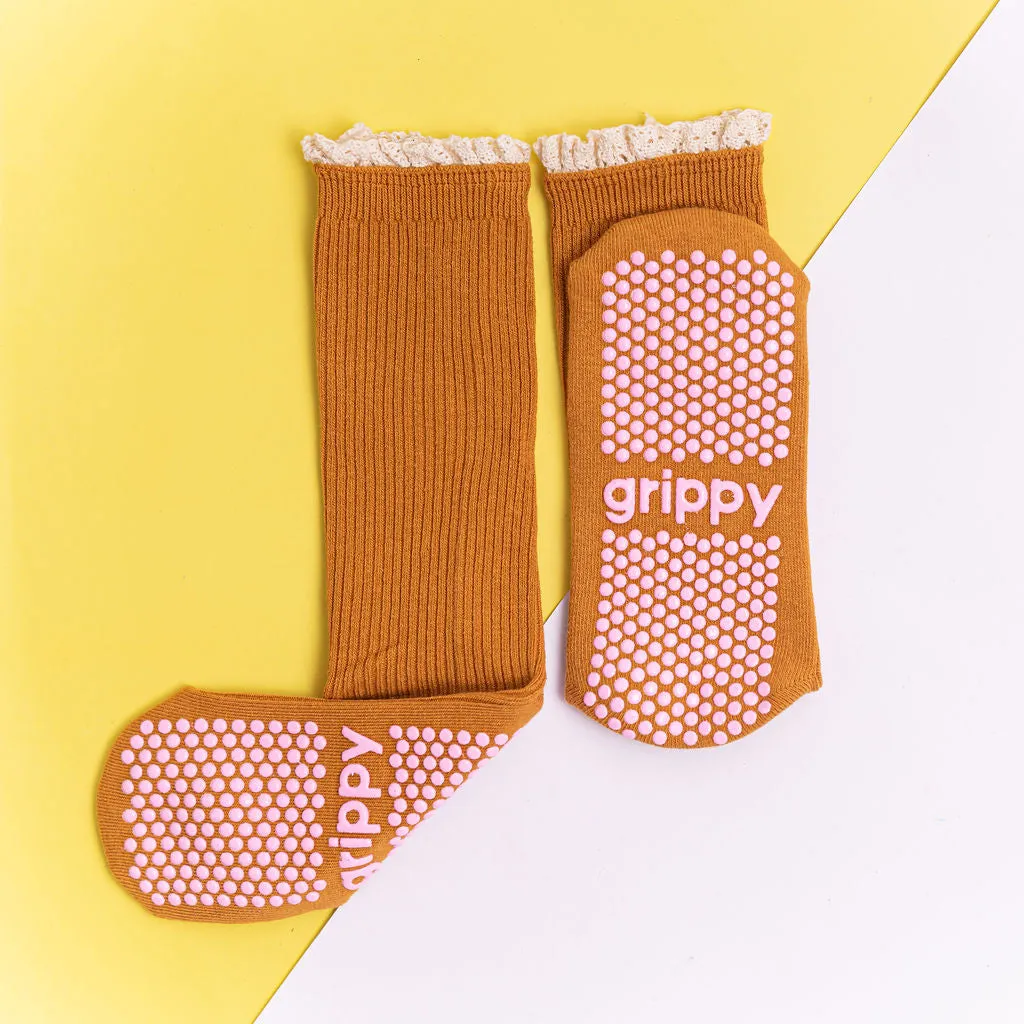 Frill Crew Grippy Socks